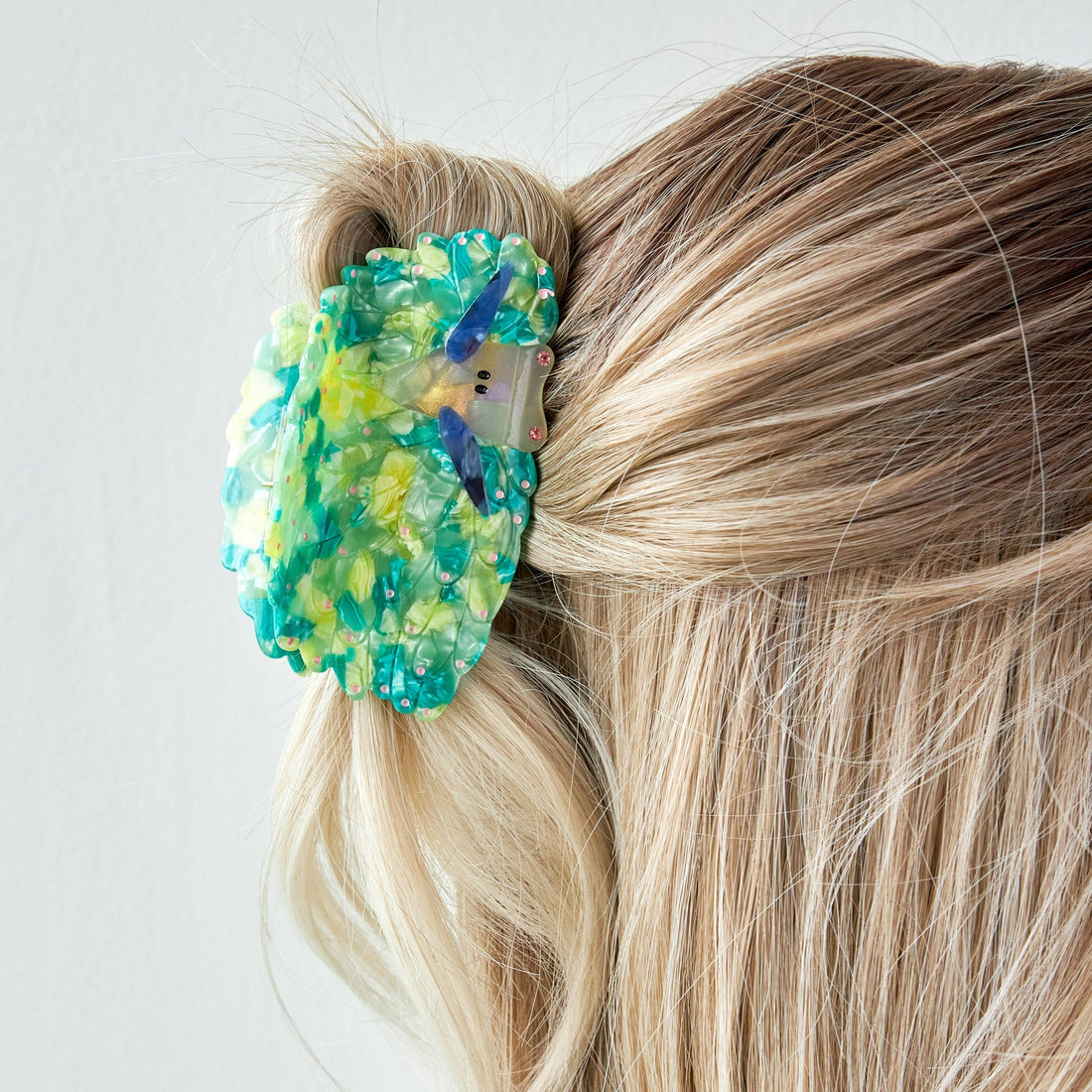 Medium Sea leaf Slug Hair Claw Clips