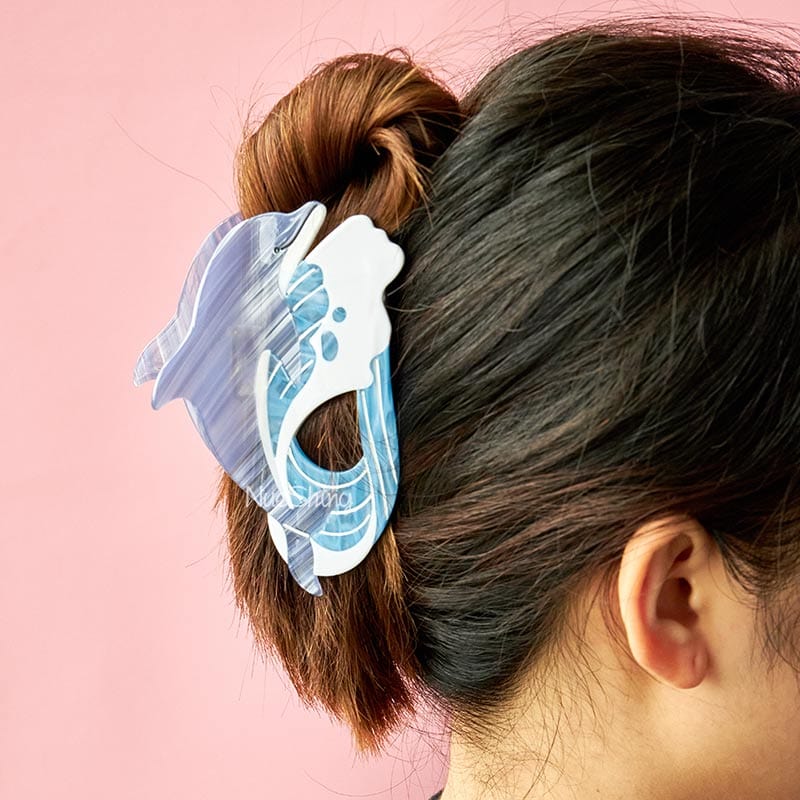 Jumbo Dolphin-Wave Hair Claw Clips