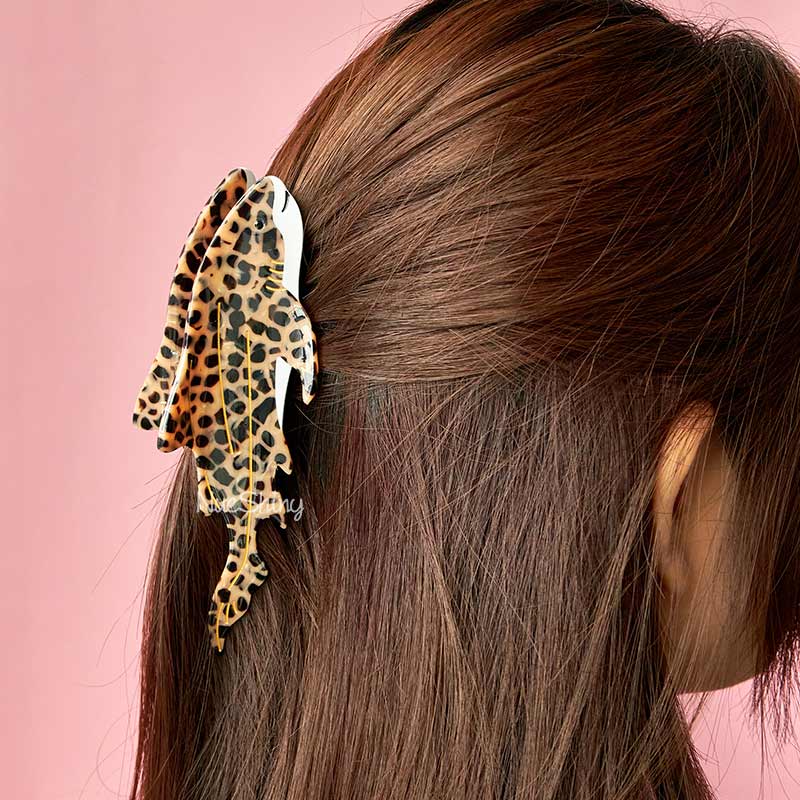 Jumbo Zebra Shark Hair Claw Clips